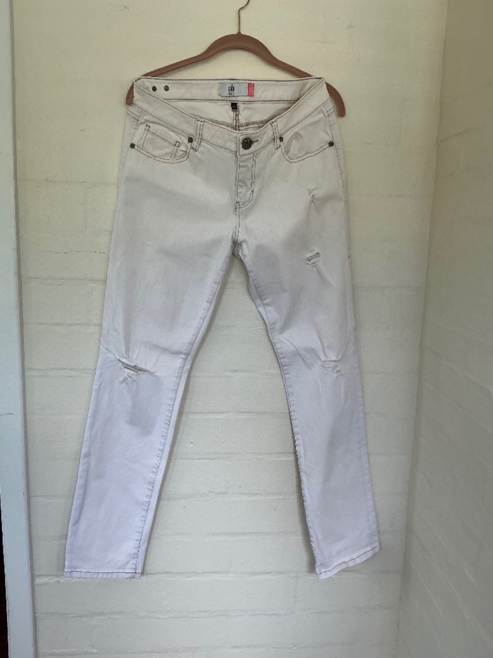 Cabi off white denim jeans